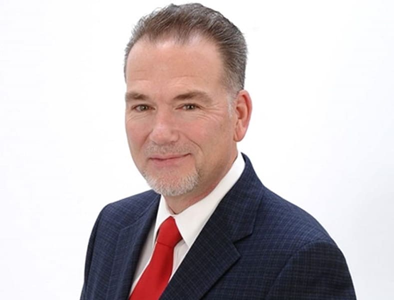 Image of Birzer.