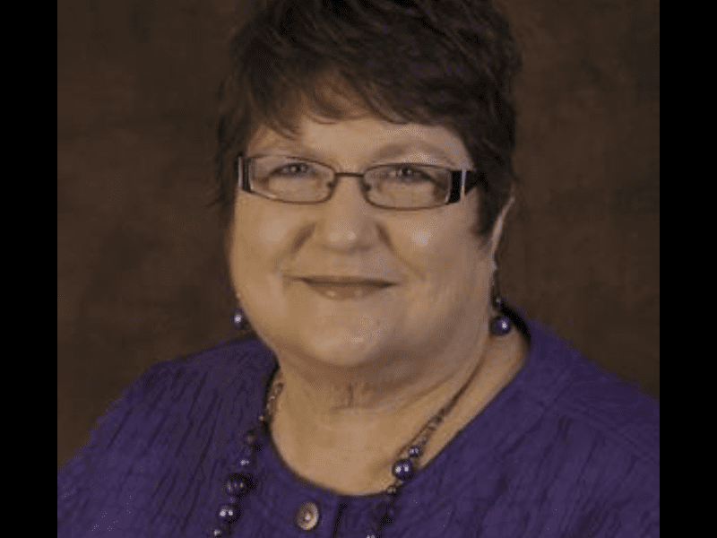 Headshot Image of Sherry Chapman.