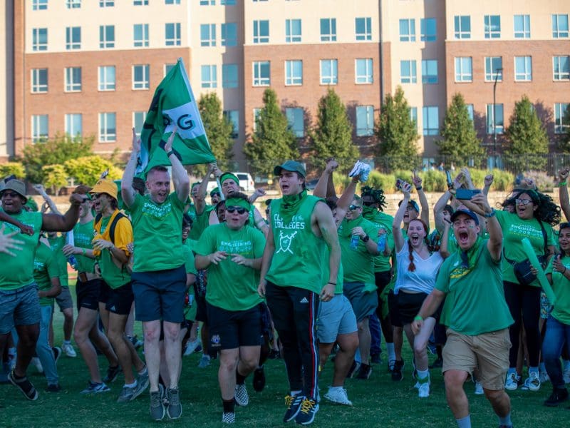 Image of College of Engineering students participating at Clash of the Colleges.