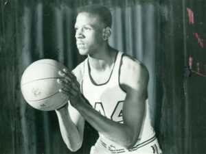 Cleo Littleton prepares to shoot a basket