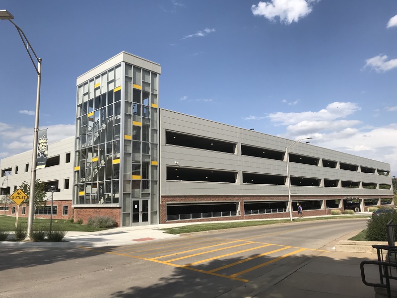 Parking garage